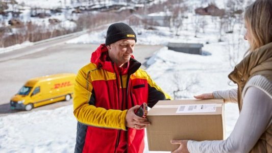 DHL : Plus de 476 000 colis attendus en décembre, 220 collaborateurs mobilisés dans les 4 sites DHL Express en Provence