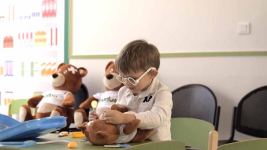 À Marseille, PharmaVie inaugure « l'Hôpital de mon Doudou »