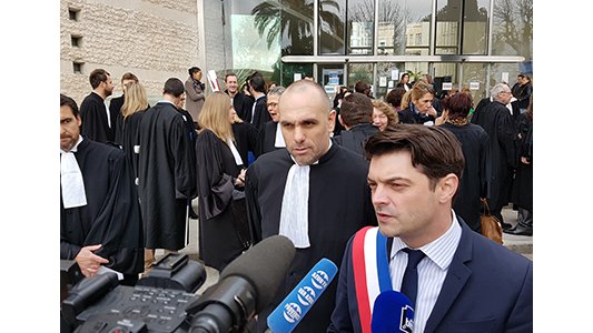 Mobilisation justice : DISCOURS DE ROLAND RODRIGUEZ, Bâtonnier de l'Ordre des Avocats au Barreaux de GRASSE