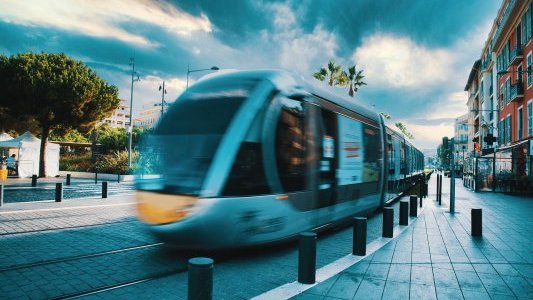 Ligne 5 du Tram : La Métropole NCA obtient des financements de l'Etat et de l'Europe