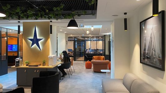 La SMC ouvre un nouveau concept d'agence à Antibes