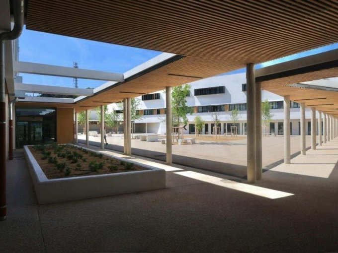 Martine Vassal inaugure