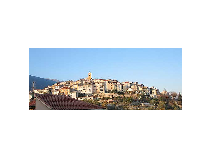 GATTIÈRES : 30 250 m² (…)