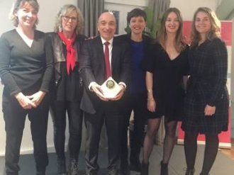 T'Plus Alpes Maritimes, lauréate du Trophée RSE l'intérim en action, dans la catégorie Pratique RH
