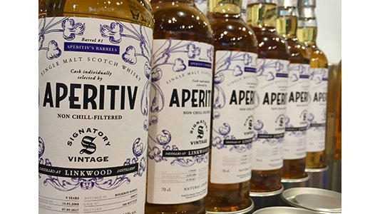 L'enseigne niçoise APERITIV embouteille son premier whisky !