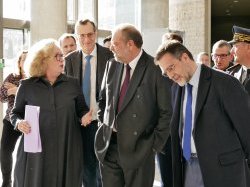  Éric Dupond-Moretti au Tribunal judiciaire de Grasse, « pilote en matière de médiation » 