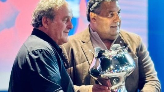Serge Blanco sacré Légende du sport à Nice