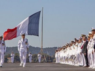 Le capitaine de vaisseau Sébastien Martinot, 13ème pacha du Charles de Gaulle