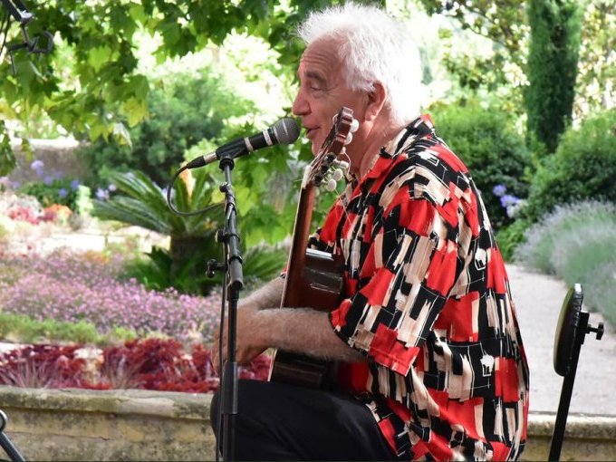 A La Valette-du-Var, (…)