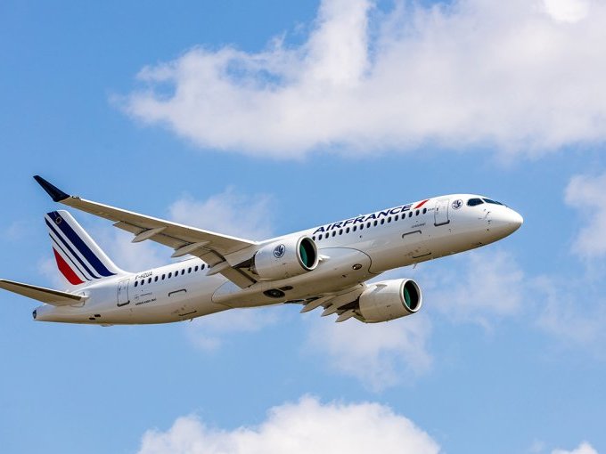 Air France présente (…)
