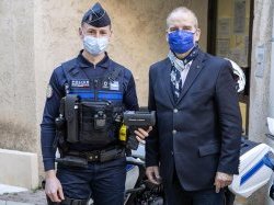 2 motos de police pour intervenir plus rapidement