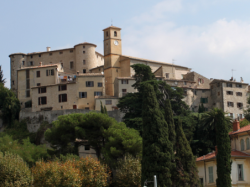 CARROS : 163 logements ; 1,89 M€ d'équipements publics