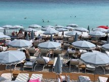 Tourisme dans les Alpes-Maritimes : une fréquentation stable, mais des dépenses en baisse