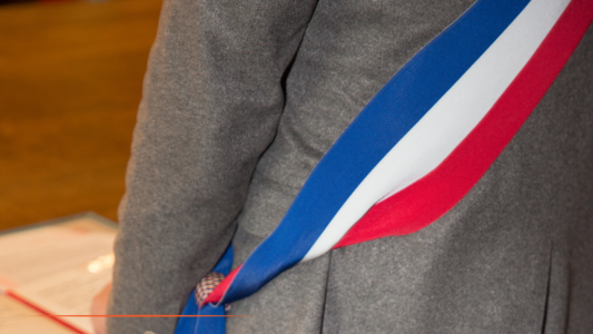 Adoption du texte sur le statut de l'élu par le Sénat : l'AMF salue une avancée pour les élus locaux