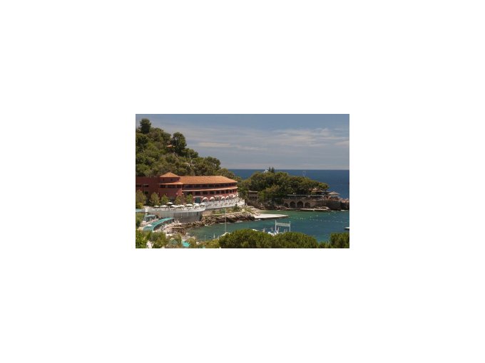 Le Monte-Carlo Beach (…)
