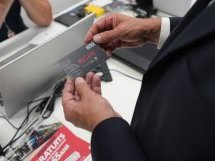 À Nice, les plus de 65 ans voyagent désormais gratuitement sur le réseau Lignes d'Azur