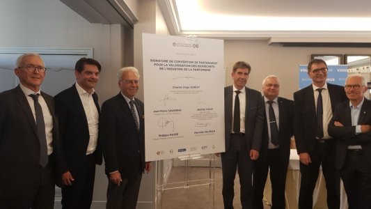 Vers une industrie de la parfumerie plus verte dans les A-M : engagement collectif pour la production de biométhane
