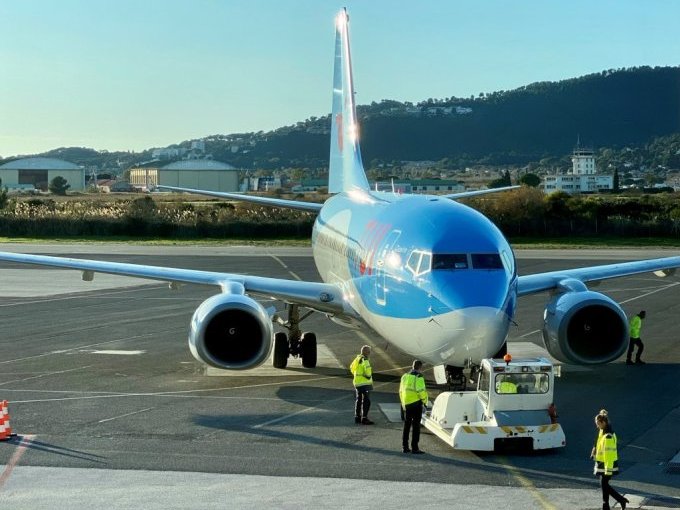 Nice Toulon-Hyères : (…)