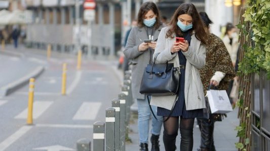 Le port du masque reconduit jusqu‘au 20 décembre inclus et la campagne de vaccination se poursuit dans le 06