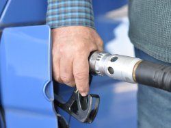 Cannes pionnie ?re dans l'utilisation du nouveau carburant GTL au Vieux Port 