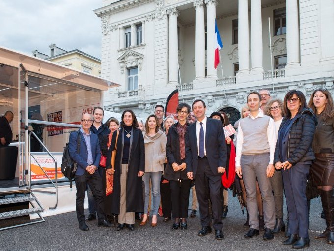 Le Bus LigneAvenir, (…)