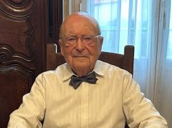 Hommage à Paul Castela, professeur honoraire à l'Université de Nice