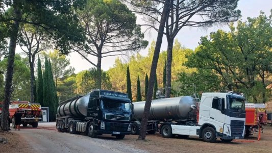 Les transporteurs routiers en renfort des sapeurs-pompiers du Var