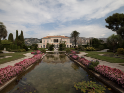 12e Fête des Roses et des Plantes à la Villa Ephrussi les 29 et 30 avril