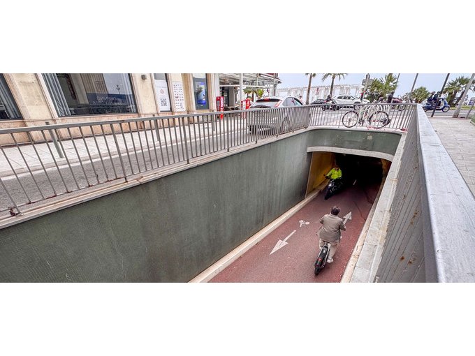Mini-tunnel du Congrès :