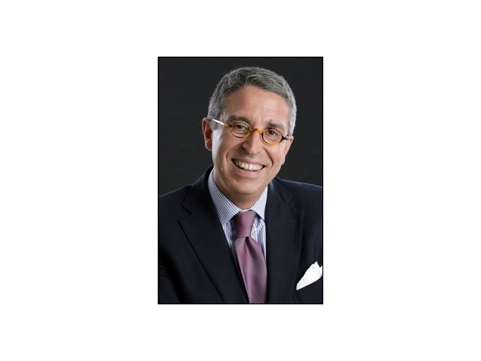 ARNAUD DE PUYFONTAINE,