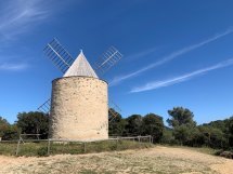  Des travaux de normalisation de débroussaillement des pistes à Porquerolles