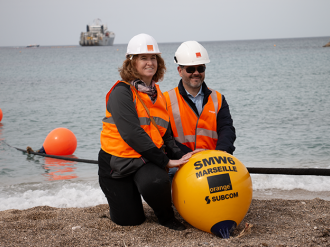 Orange : Le câble sous-marin de 21 700 km reliant la France à Singapour est arrivé à Marseille