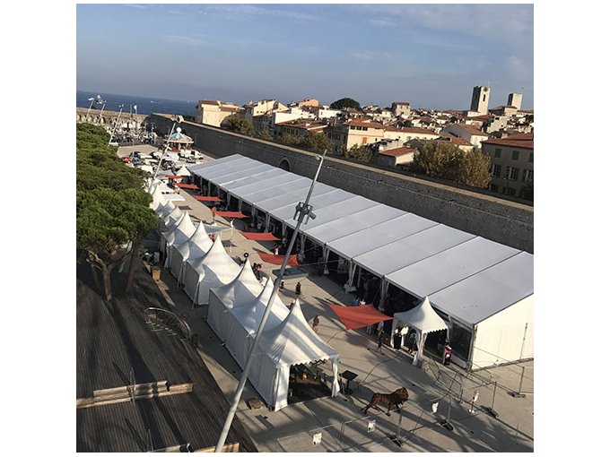 "Summer Antibes Art (…)