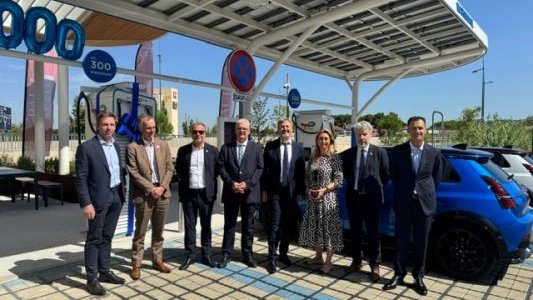 Un hub de recharge ultra-rapide à l'Aéroport Marseille Provence