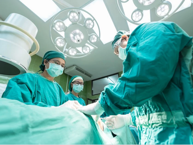 Hôpital : la feuille (…)