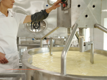 Avis de marché pour la réhabilitation du laboratoire de la fromagerie et de la toiture de la fruitière de la vacherie du Collet à Mollières 