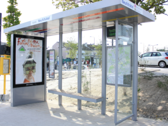 COURSEGOULES : un abri bus