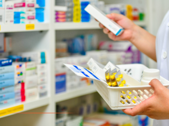Isola 2000 : la pharmacie rouvre partiellement ce jeudi malgré la fermeture de la galerie commerciale