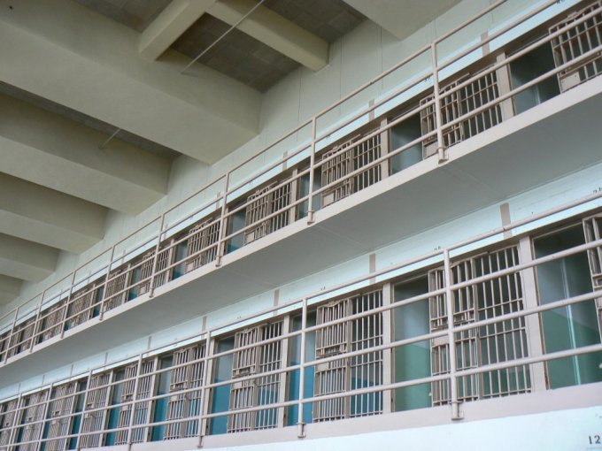 Trois prisons expérimenta