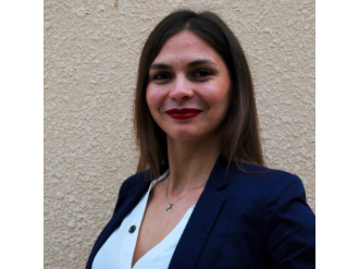 Clara Descamps, chargée de mission animation économique du territoire Éa Éco Entreprises 