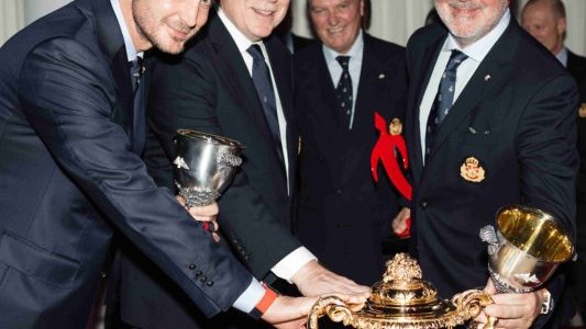 Le Yacht Club de Monaco célèbre ses champions 2025 et couronne Pierre Casiraghi et Peter Harrison
