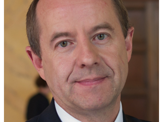 Justice restaurative : Jean-Jacques Urvoas écrit aux magistrats