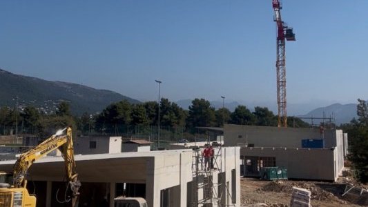 La Gaude : le complexe du Mont-Gros prend forme, ouverture attendue en septembre 2027