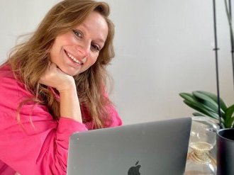 Avec Julinne Gernez, un accompagnement professionnel sur les réseaux sociaux