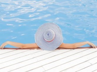 Une piscine sur la Promenade du Paillon du 1er juillet au 31 août 2020 !