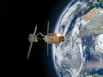 Débris spatiaux : Thales Alenia Space aux commandes d'un programme européen de capture de satellites