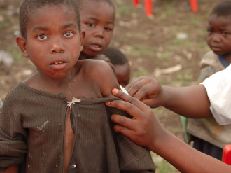 Vaccination : quarante pays à la traîne…