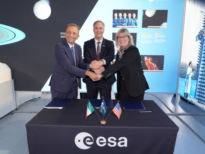 L'ESA et Thales Alenia