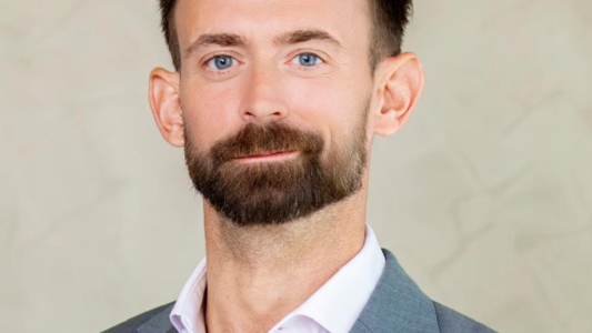 Julien Barthélémy prend la direction de la restauration d'AREV Saint-Tropez