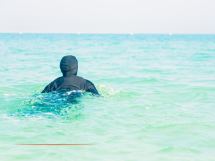 Mandelieu-la-Napoule : le juge suspend l'interdiction des tenues religieuses sur les plages